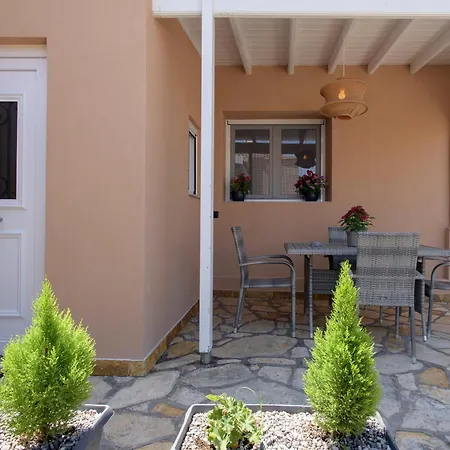 Дом отдыха Porto House *